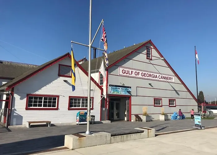 The Steveston Cafe & Hotel Richmond